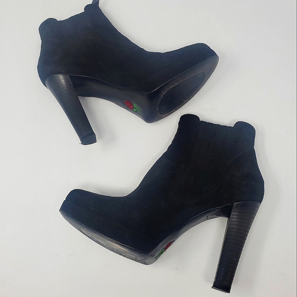 FREE LANCE Black Suede Booties Made in France Size 36.5 Round Toe